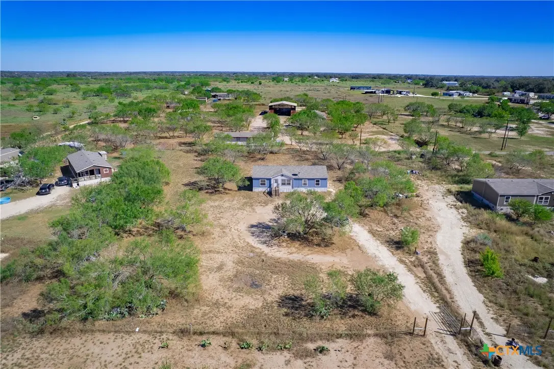 1007 County Road 773, Devine, TX 78016 - #1