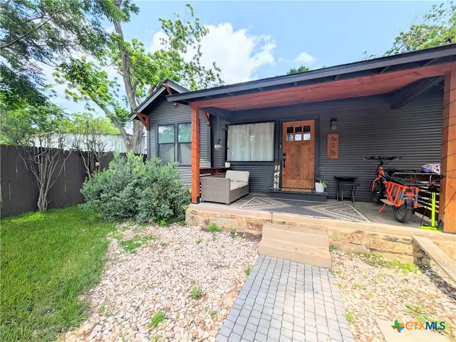 635 E Camp Street, New Braunfels, TX 78130 - #3