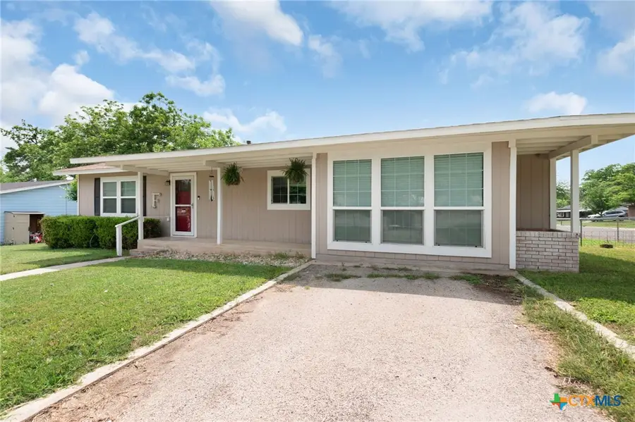 28 Steele Street, Lampasas, TX 76550 - #3
