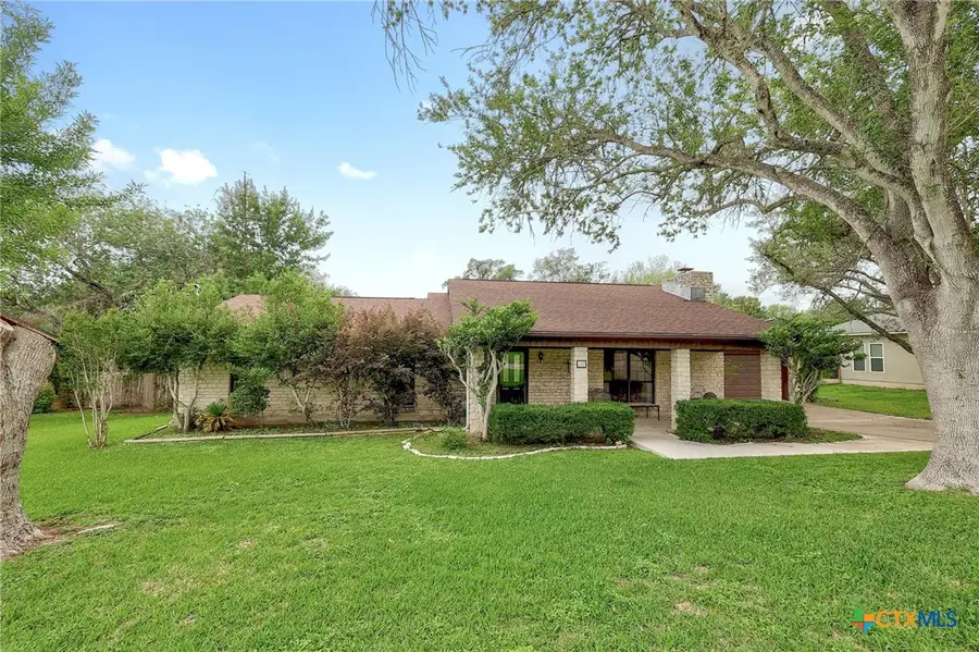 150 Oak Creek Circle, Luling, TX 78648 - #2