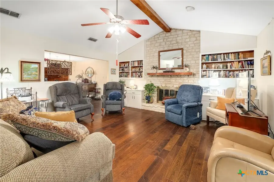 150 Oak Creek Circle, Luling, TX 78648 - #3