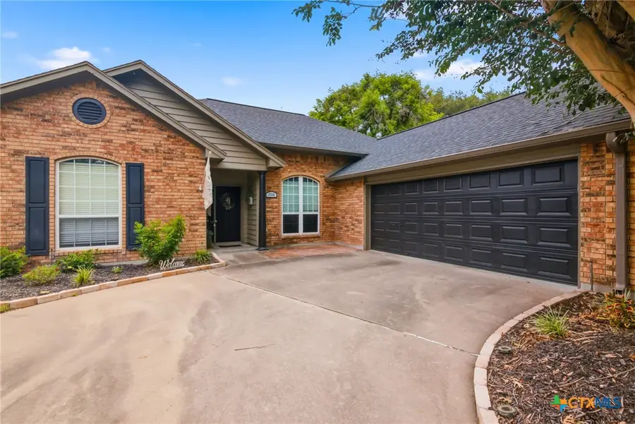 206 Windy Way Drive, Victoria, TX 77904 - #2