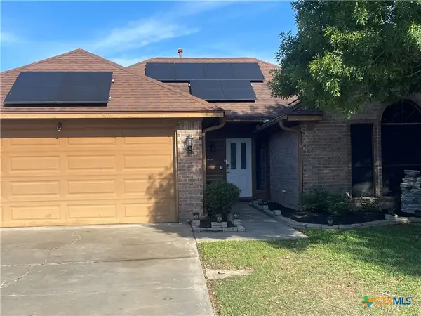 105 Ashland Creek, Victoria, TX 77901