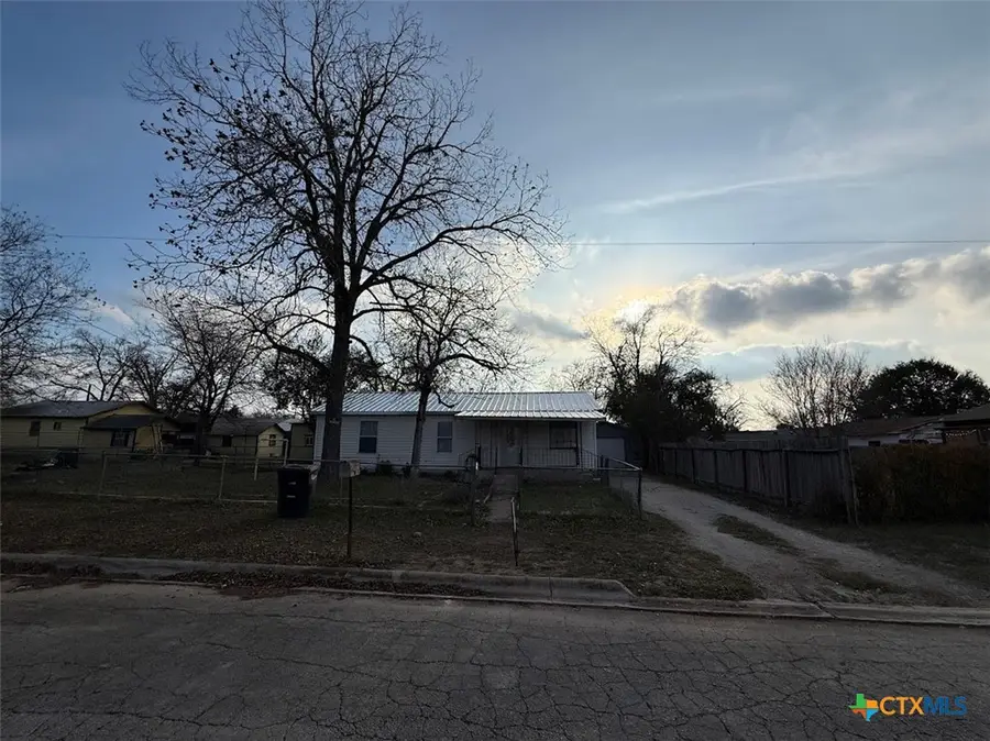 784 Samuels Avenue, New Braunfels, TX 78130 - #3