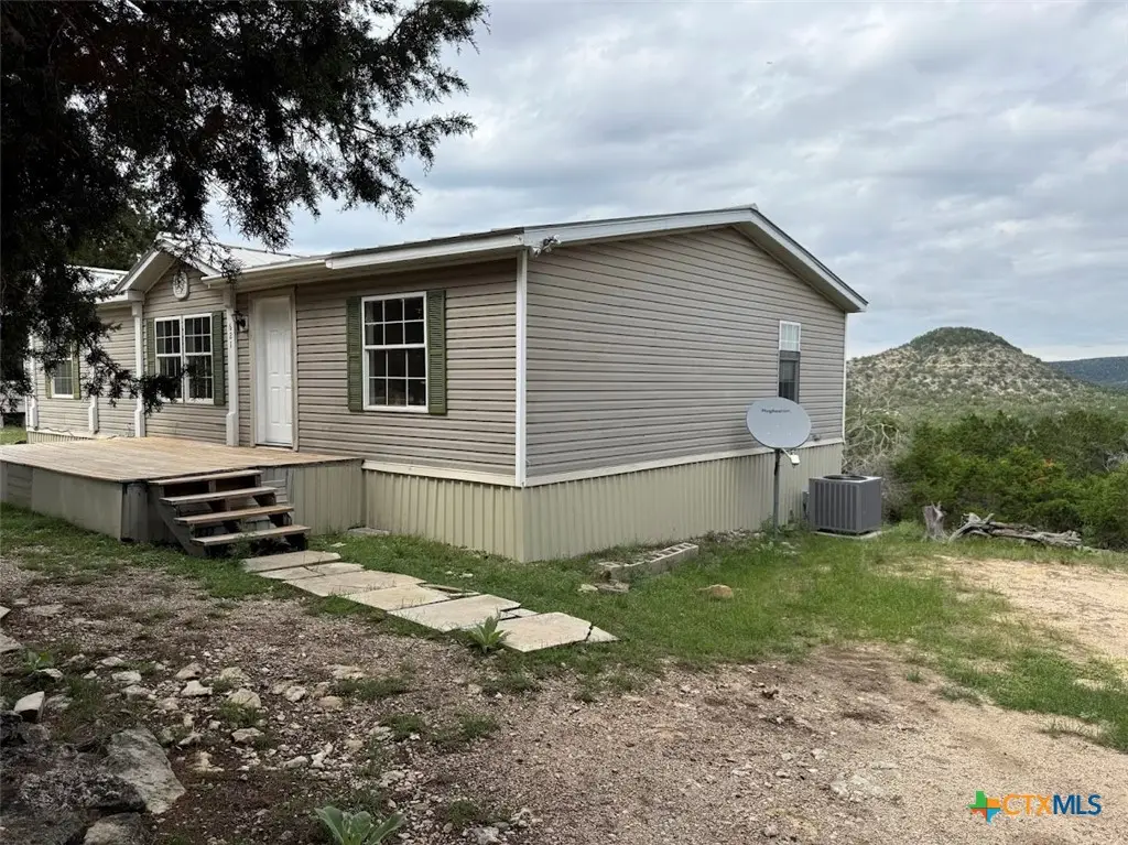 621 Stenen Drive, Canyon Lake, TX 78133 - #1