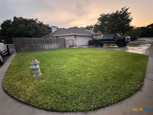 1234 Bluff Creek Circle, New Braunfels, TX 78130