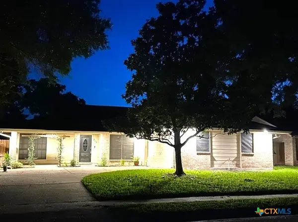 213 Paisano Drive, Victoria, TX 77904