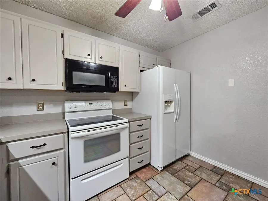 2910 Transit Drive, Killeen, TX 76543 - #3