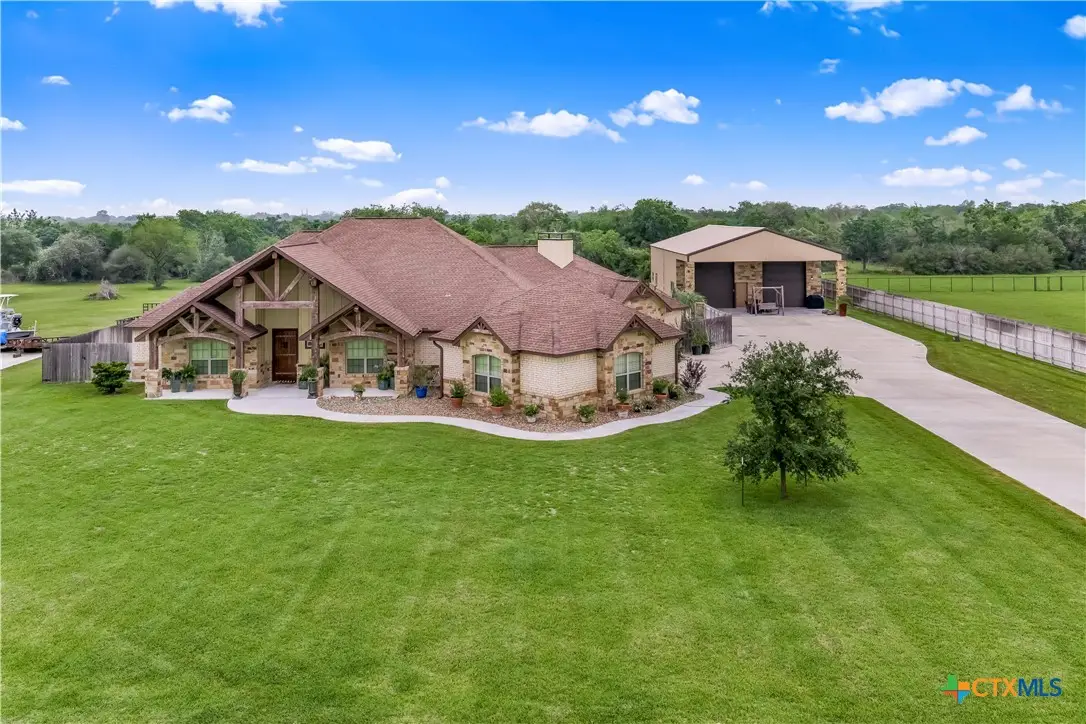 254 Sendera Loop, Victoria, TX 77904 - #1