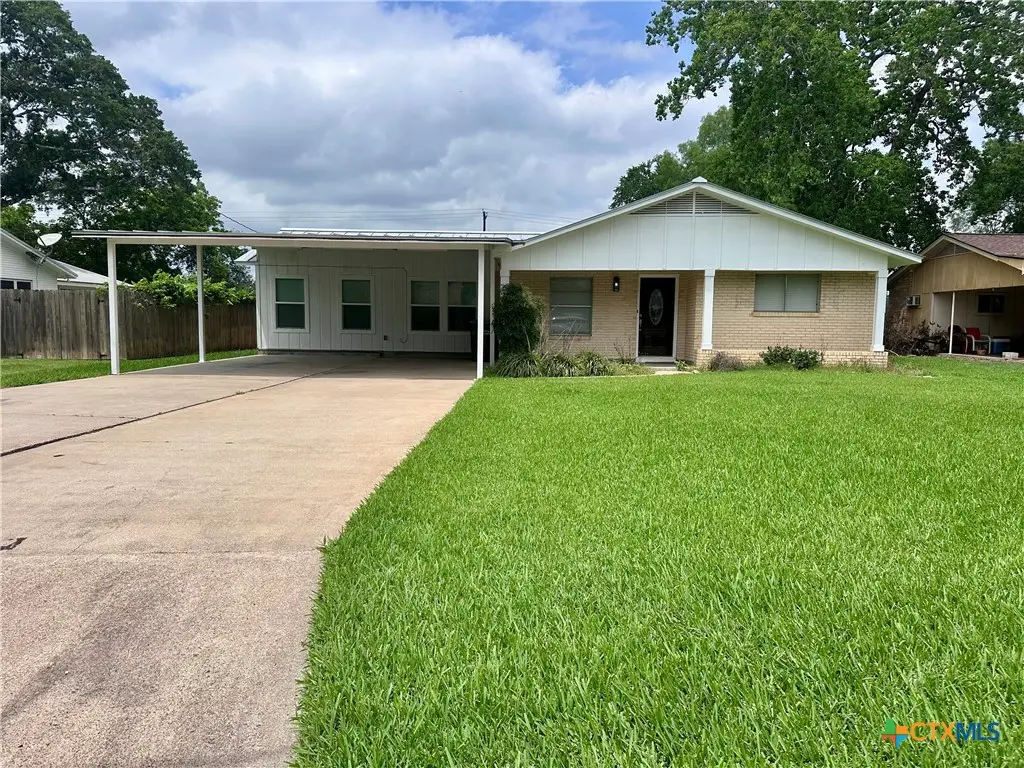 608 W Thomas, Cuero, TX 77954 - #1