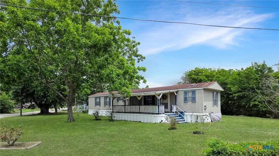 603 E George Street, Port Lavaca, TX 77979 - #2