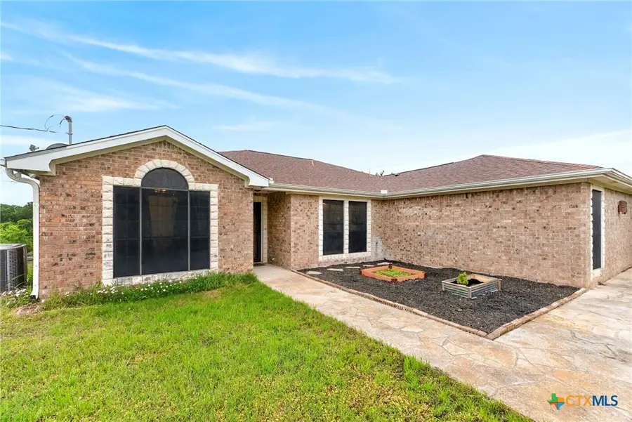 815 Wagon Wheel Lane, Copperas Cove, TX 76522 - #2