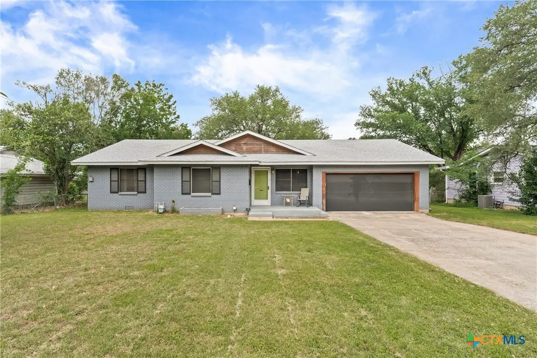 1406 N Penelope Street, Belton, TX 76513 - #1