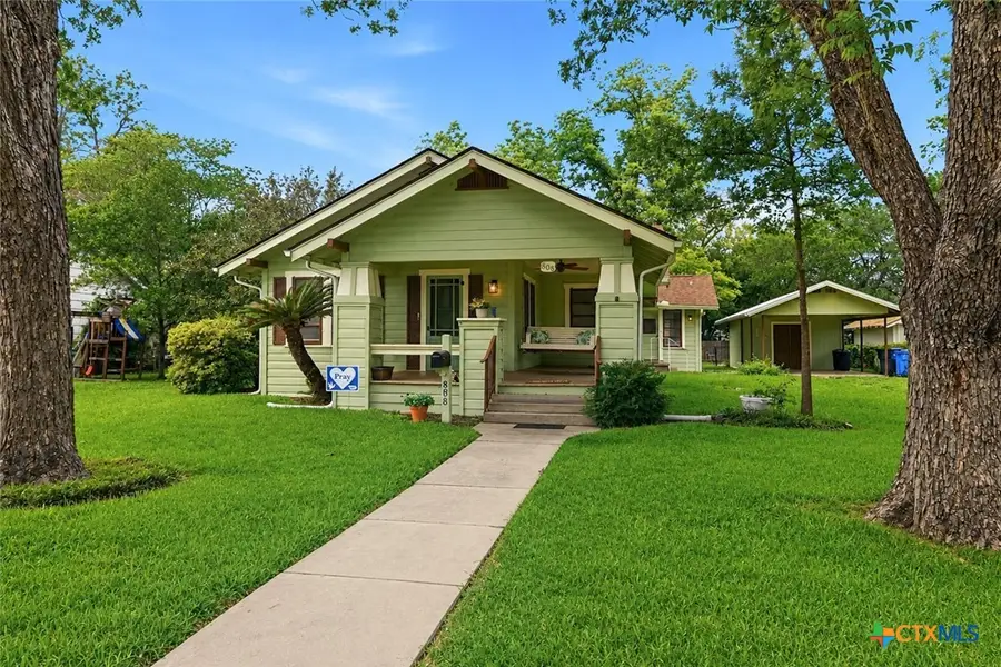 808 E Krezdorn Street, Seguin, TX 78155 - #2
