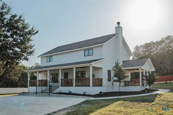 275 Stallion Springs Drive, Fischer, TX 78623