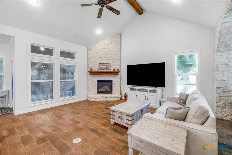 201 Amberglow Court, Victoria, TX 77904 - #3