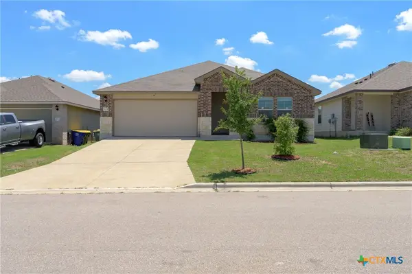 325 Jacquard Court, Troy, TX 76579