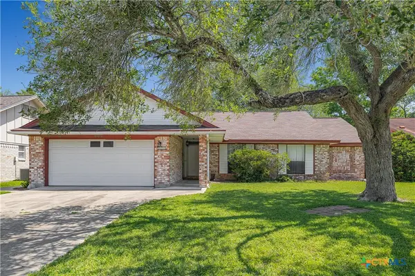 306 Beechwood Drive, Victoria, TX 77901