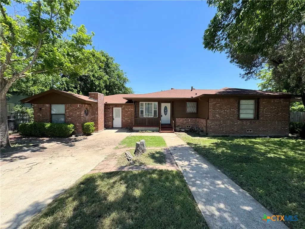 1009 S 3rd Street, Copperas Cove, TX 76522 - #1