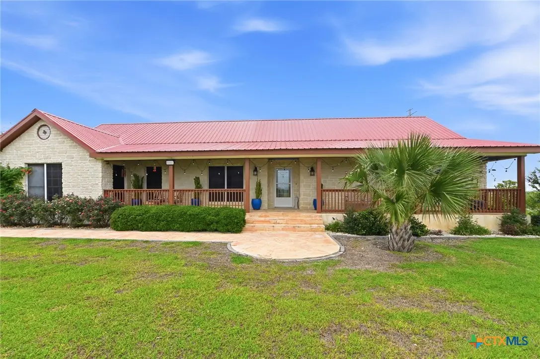 8293 Boenig Road, Seguin, TX 78155 - #1