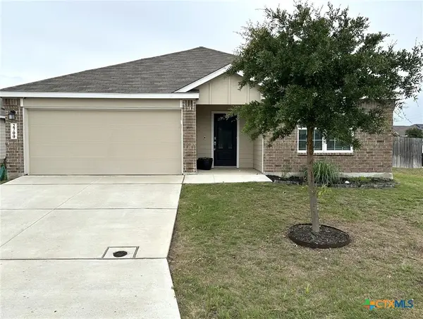 2700 La Mundial Street, Seguin, TX 78155