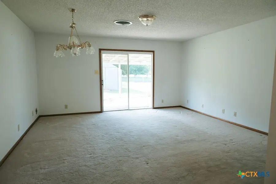 603 S Terry Street, Cuero, TX 77954 - #3