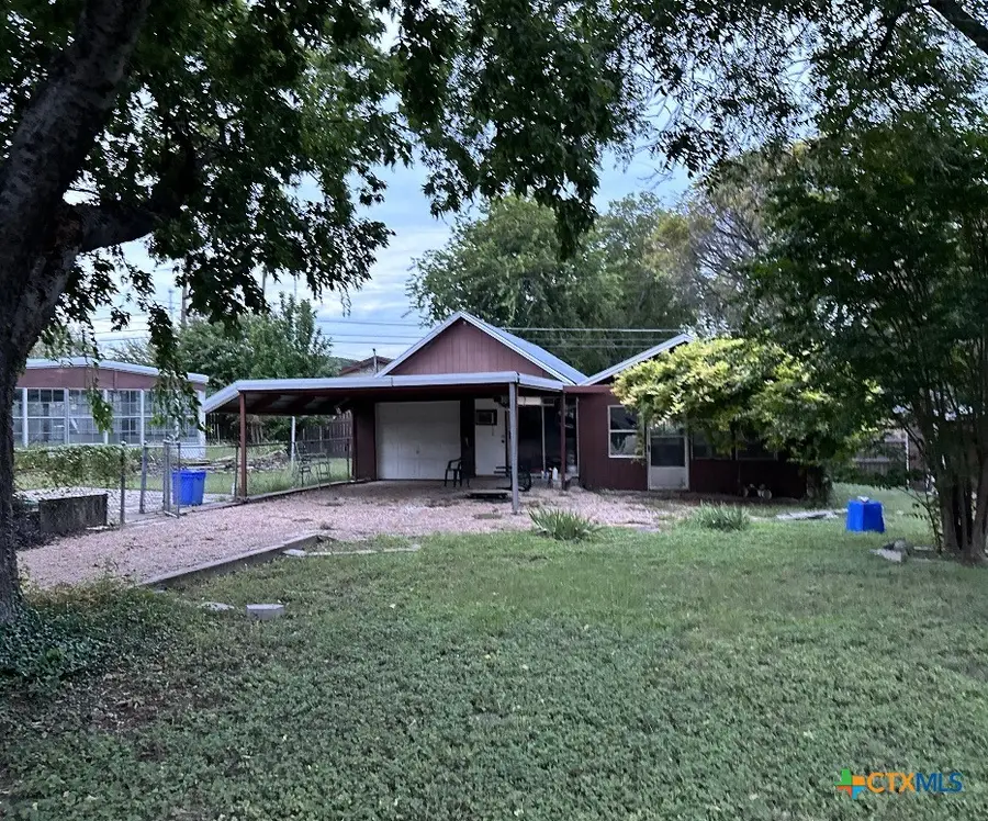 310 W Avenue A, Copperas Cove, TX 76522 - #3