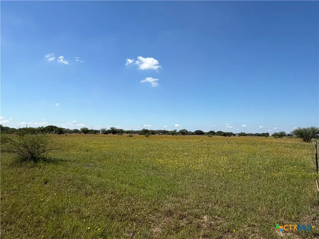 000 Madrone Lane, Victoria, TX 77904 - #1