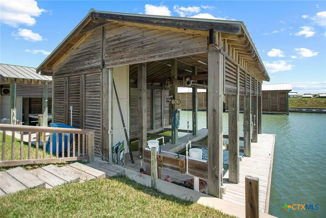 509 S 7th Street, Port Oconnor, TX 77982 - #1