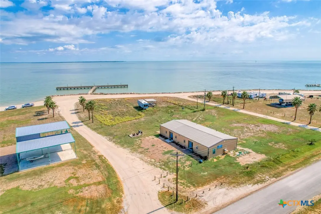 1233 N Ocean Drive, Port Lavaca, TX 77979 - #1