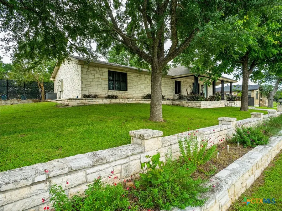 505 Avenue E, Marble Falls, TX 78654 - #3