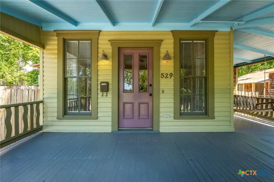 529 W Bridge Street, New Braunfels, TX 78130 - #3
