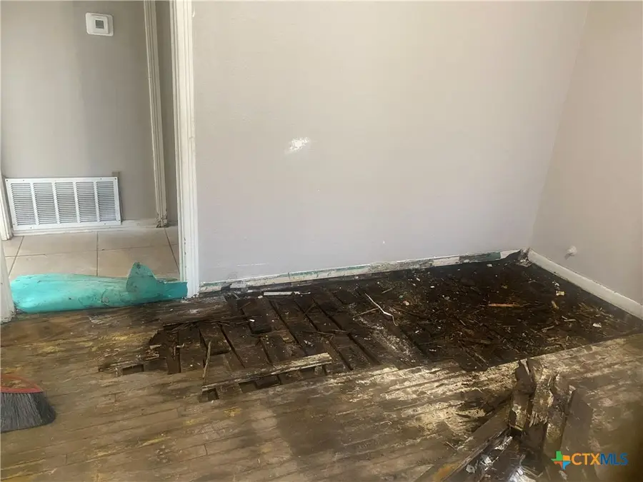 7334 Thurow, Houston, TX 77087 - #3