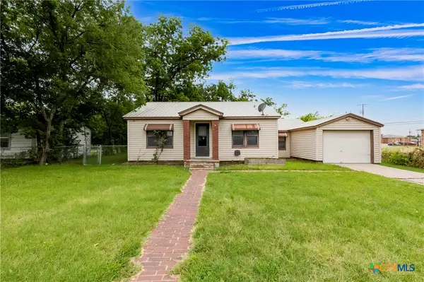 104 E Reagan Avenue, Copperas Cove, TX 76522