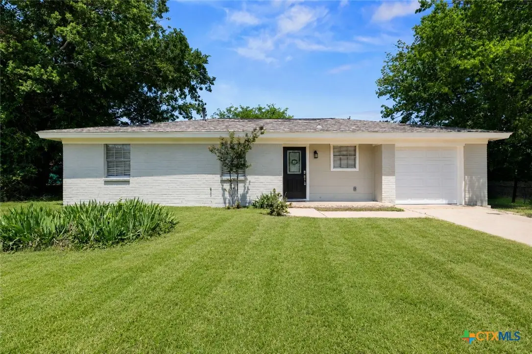 606 S 25th Street, Copperas Cove, TX 76522 - #1