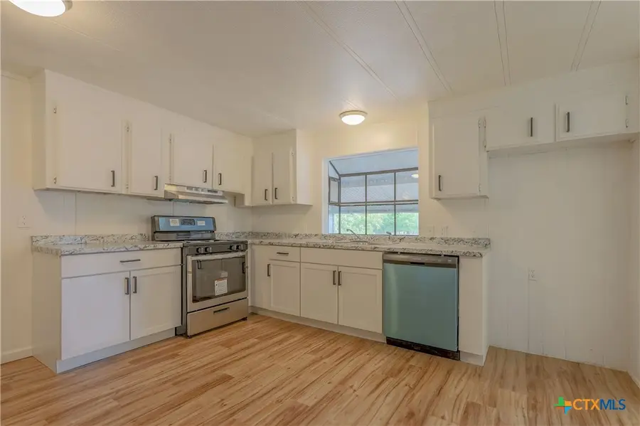 3041 Fm 671, Luling, TX 78648 - #3