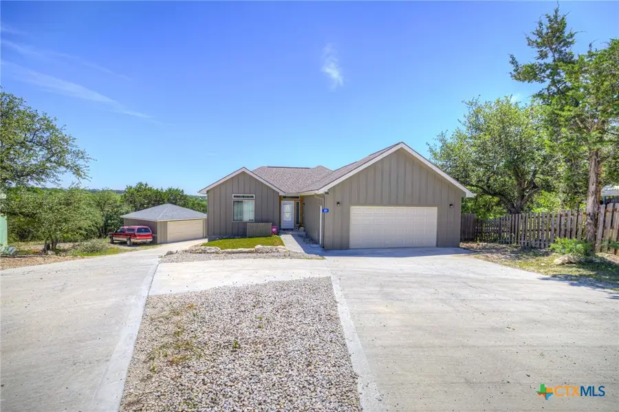 305 Lake Crest Drive, Spring Branch, TX 78070 - #2