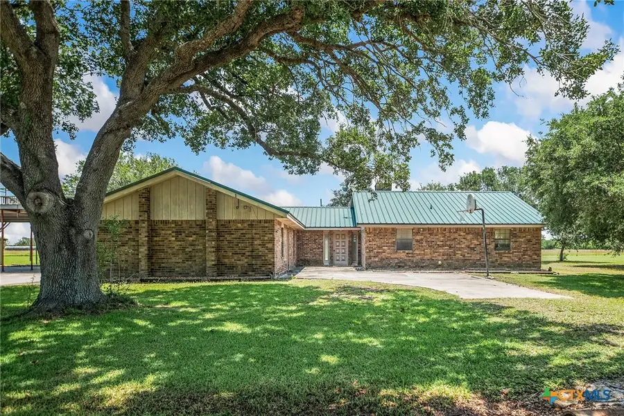 181 Pecan Drive, Port Lavaca, TX 77979 - #2
