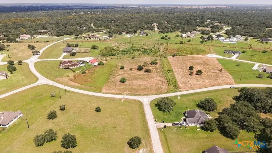 000 Post Oak Circle, Inez, TX 77968 - #3
