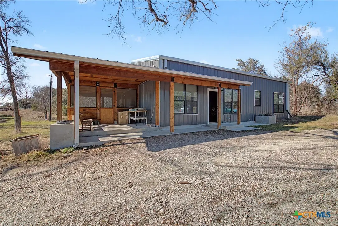 16588 N Us Highway 281, Lampasas, TX 76550 - #1