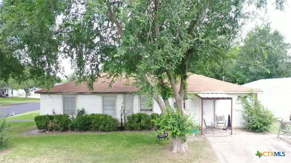 701 E Hiller Street, Victoria, TX 77901