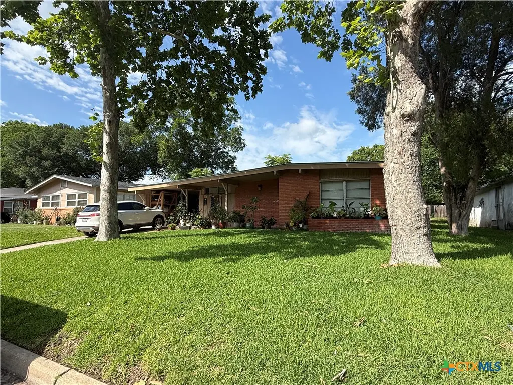 3606 Greenwood Street, Victoria, TX 77901 - #1