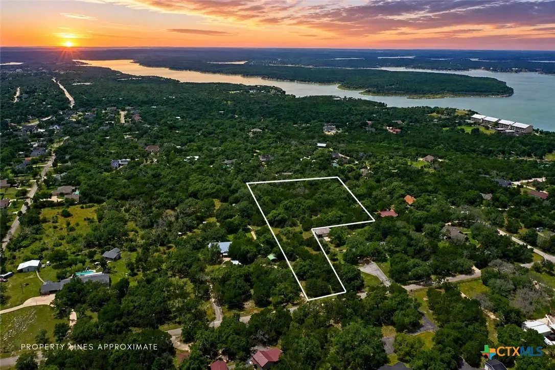63 Cedar Trails Drive, Morgans Point Resort, TX 76513 - #1