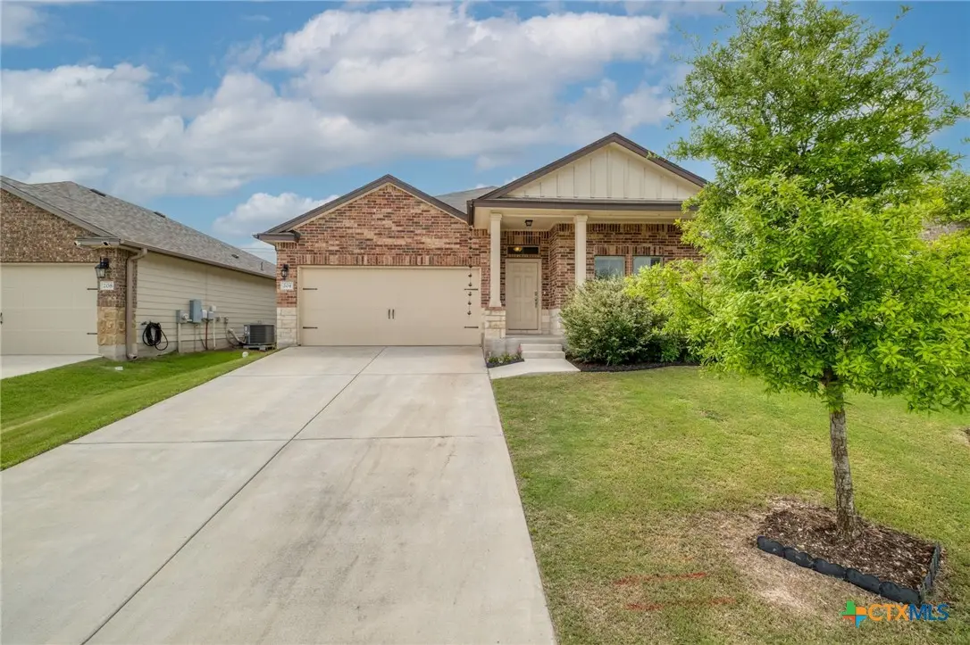 204 Taggart Trail, Jarrell, TX 76537 - #1