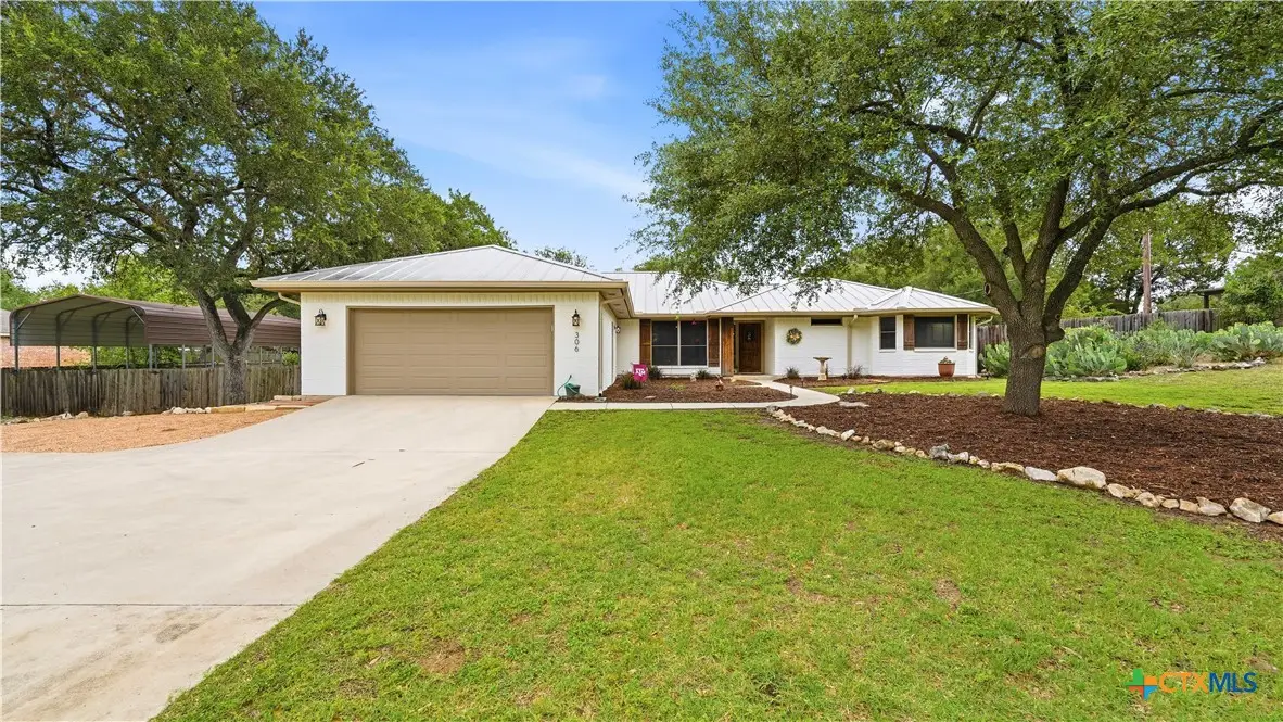 306 Spring Hollow, New Braunfels, TX 78132 - #1