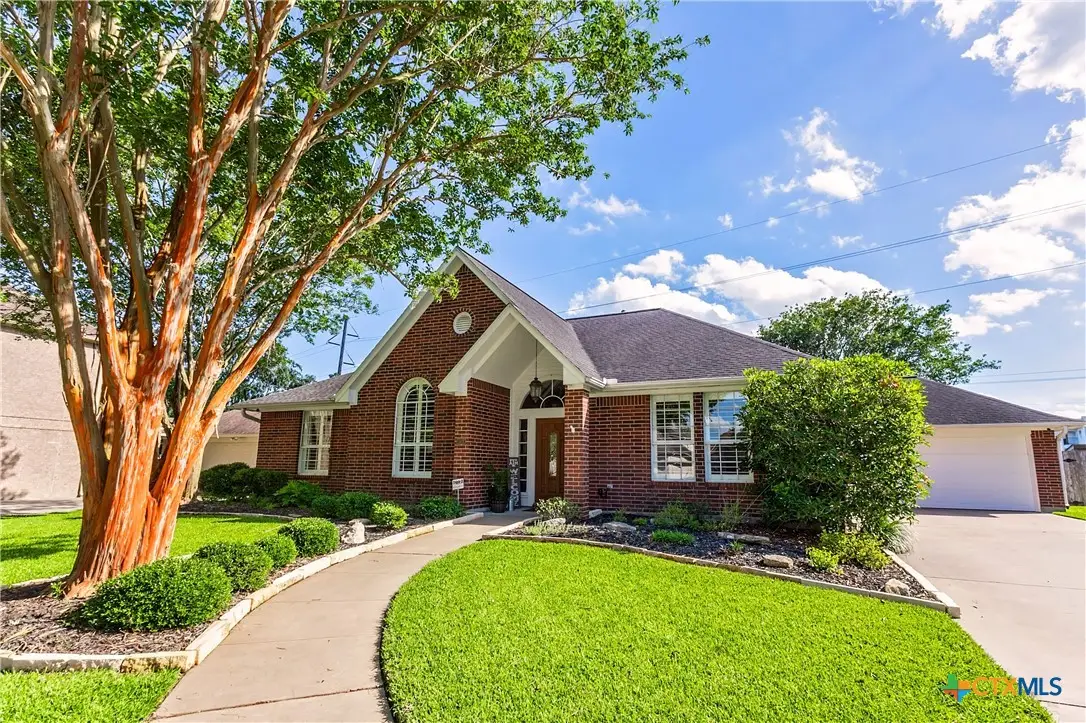 309 Whitechurch Lane, Victoria, TX 77904 - #1