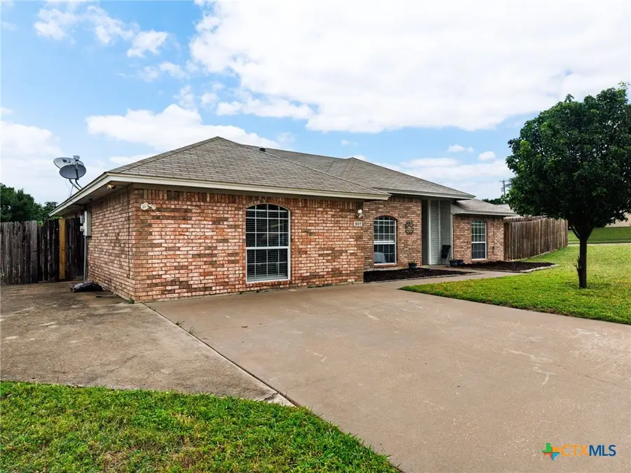 907 Vernon Drive, Copperas Cove, TX 76522 - #3