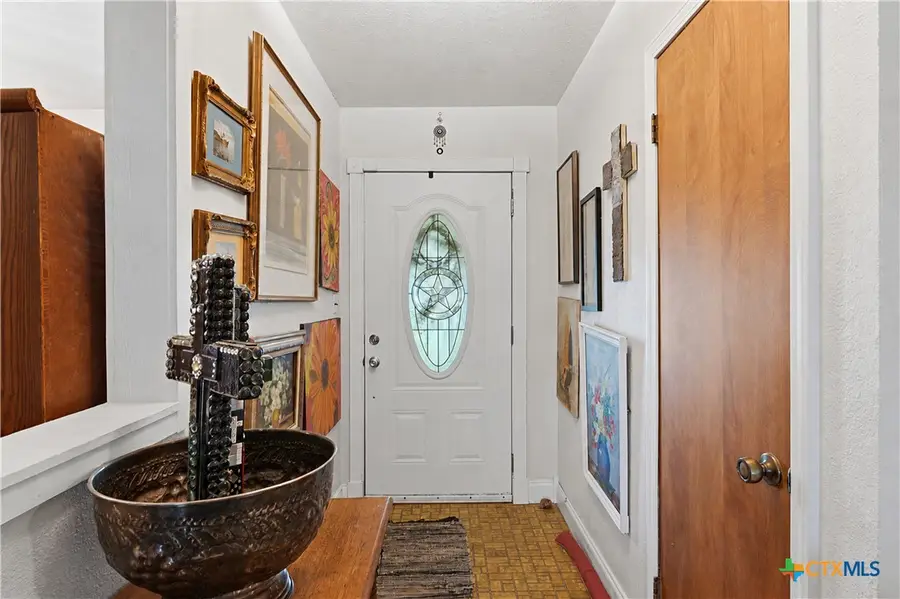 5032 S Santa Clara Road, Seguin, TX 78155 - #2