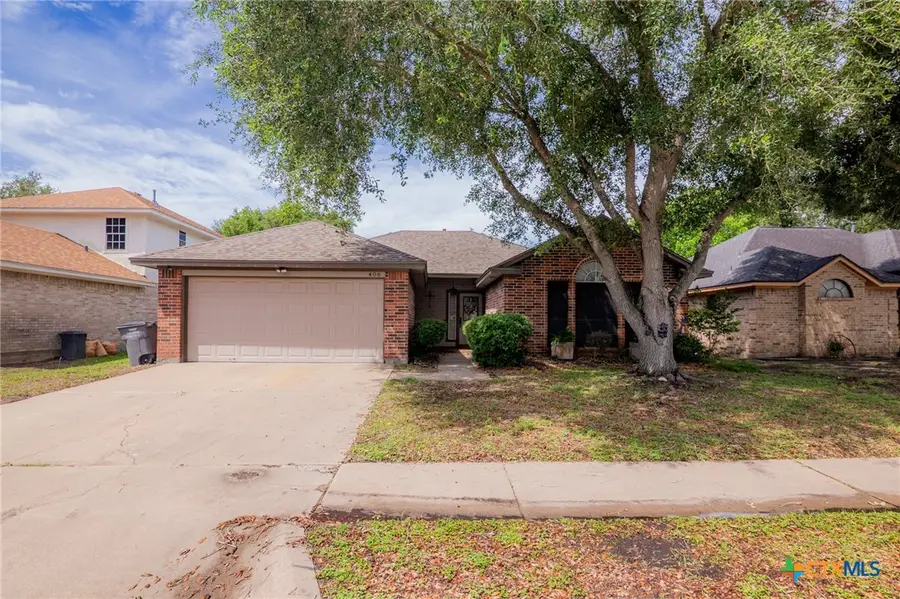 406 Ashland Creek, Victoria, TX 77901 - #2