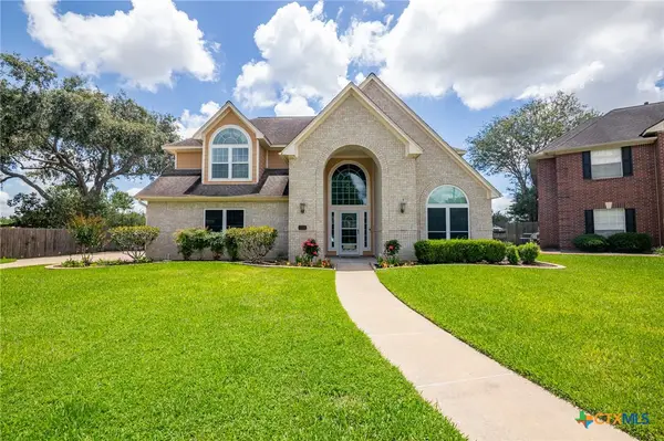 103 Eton Green, Victoria, TX 77904